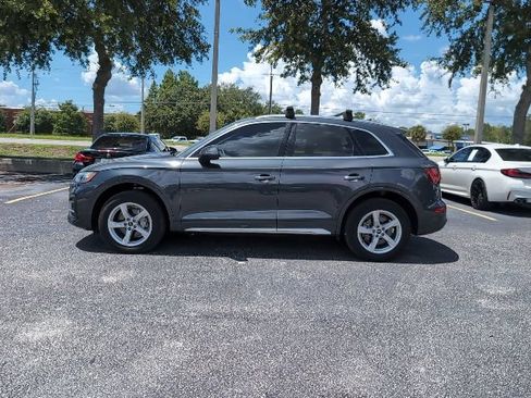 Used 2023 Audi Q5 2.0T Premium w/ Convenience Package AWD/4WD image 3