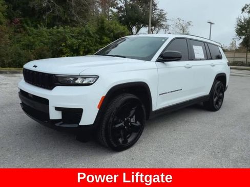 Certified 2025 Jeep Grand Cherokee L Altitude image 9