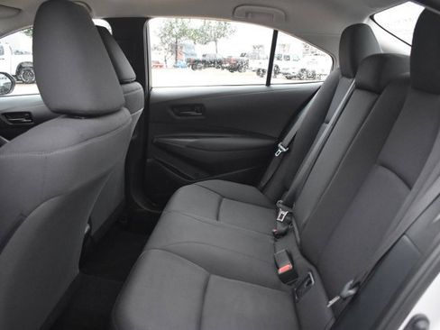 Used 2024 Toyota Corolla LE image 15