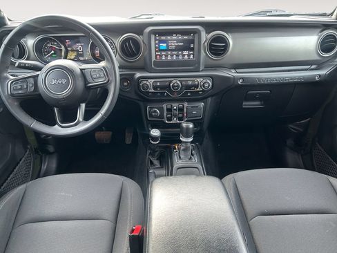 Used 2023 Jeep Wrangler Unlimited AWD/4WD image 10