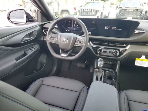 New 2026 Buick Envista Sport Touring image 9