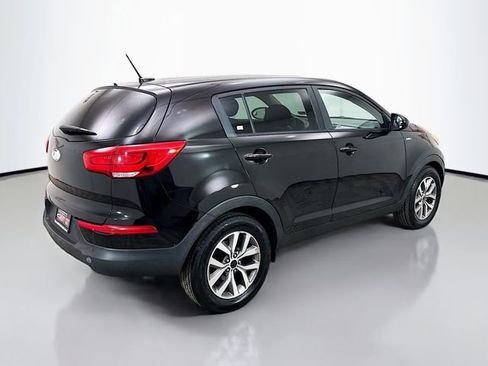 Used 2015 Kia Sportage LX image 9