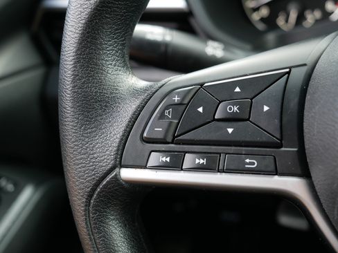 Certified 2024 Nissan Altima 2.5 SV FWD image 28