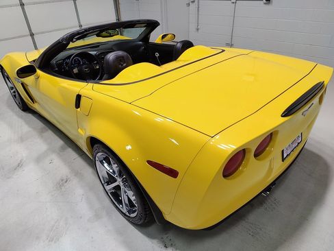 Used 2011 Chevrolet Corvette Grand Sport RWD image 20