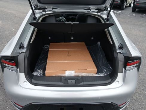 New 2026 Toyota Prius XLE image 10