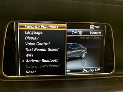 Used 2016 Mercedes-Benz E 350 4MATIC Sedan image 28