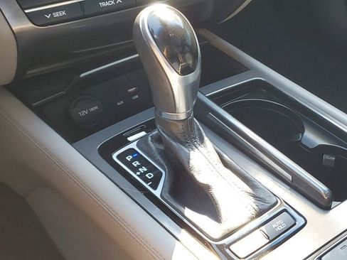 Used 2015 Hyundai Genesis 3.8 w/ Option Group 03 AWD/4WD image 20
