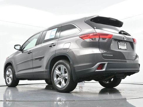 Used 2019 Toyota Highlander Limited AWD/4WD image 57