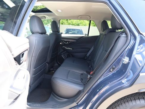 Certified 2025 Subaru Outback Limited AWD/4WD image 21