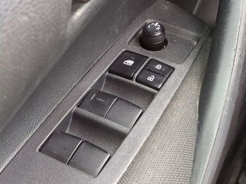 Used 2023 Toyota Corolla LE FWD image 17