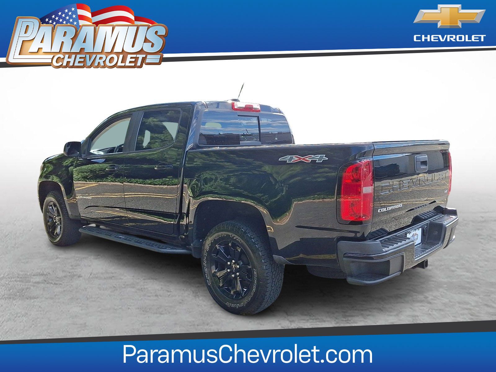 Used 2021 Chevrolet Colorado LT w/ LT Convenience Package AWD/4WD image 4