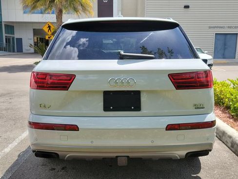 Used 2018 Audi Q7 3.0T Prestige AWD/4WD image 5