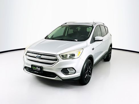 Used 2018 Ford Escape Titanium AWD/4WD image 3