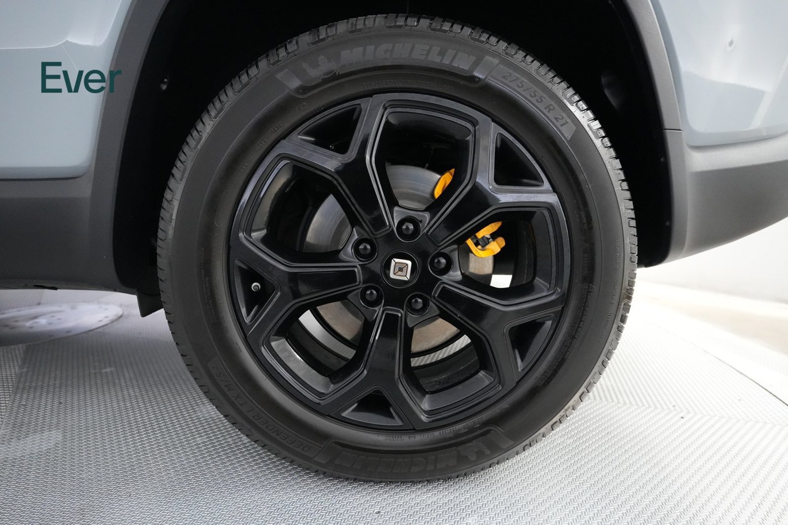 Used 2023 Rivian R1S Adventure Quad AWD/4WD image 9