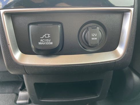 Used 2022 Kia Carnival SX image 18