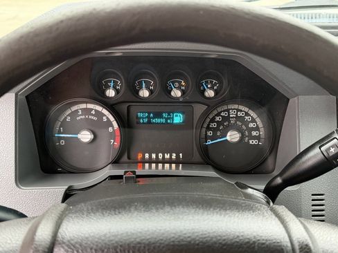 Used 2016 Ford F250 XL w/ Power Equipment Group image 17