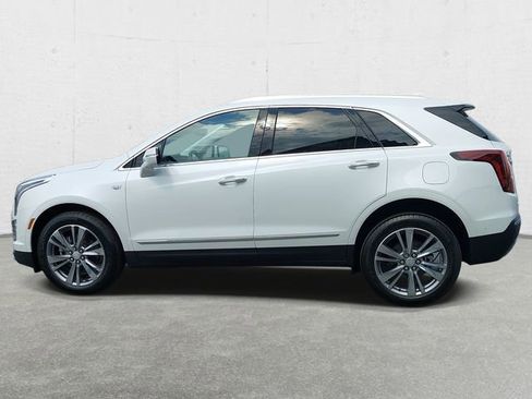 Used 2025 Cadillac XT5 Premium Luxury w/ Technology Package AWD/4WD image 8