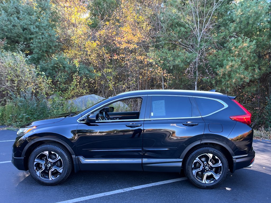 Used 2018 Honda CR-V Touring image 2