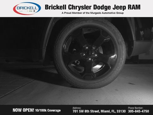 Used 2019 Jeep Grand Cherokee Laredo image 10