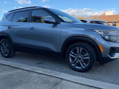 Used 2021 Kia Seltos S image 4