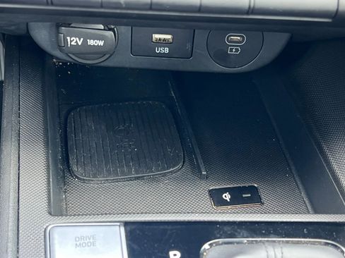 Used 2025 Hyundai Elantra Limited image 35