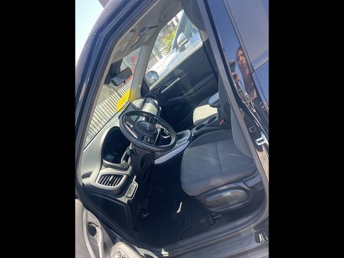Used 2023 Kia Seltos LX AWD/4WD image 6
