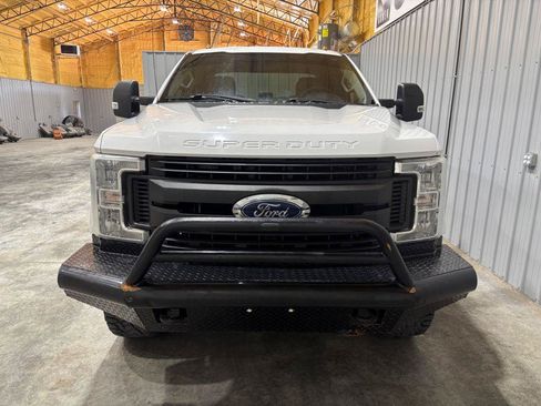 Used 2019 Ford F250 XL w/ XL Value Package AWD/4WD image 7
