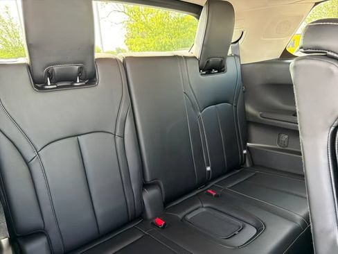 Used 2023 INFINITI QX60 Luxe w/ Cargo Package FWD image 28