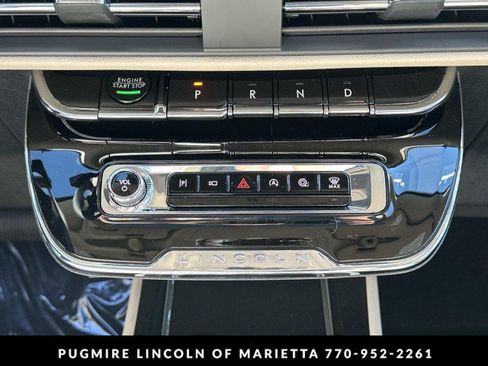 New 2026 Lincoln Corsair Premiere image 32