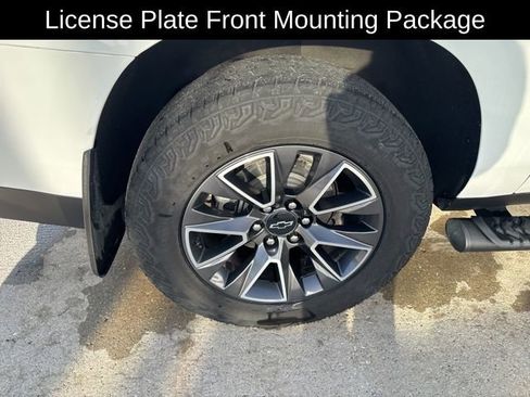 Used 2023 Chevrolet Suburban Z71 w/ Z71 Off-Road Package image 8