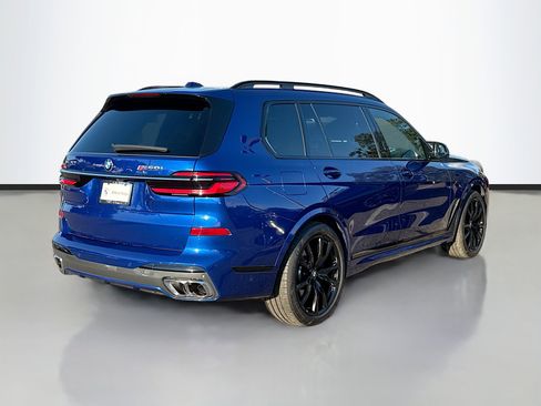 Used 2025 BMW X7 M60i image 3