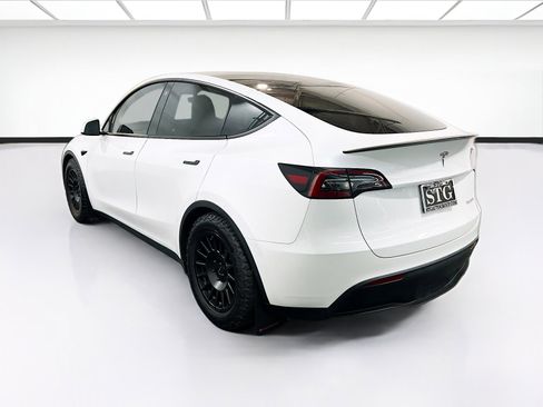 Used 2023 Tesla Model Y Performance AWD/4WD image 6