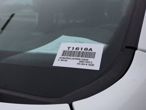 Used 2024 RAM 2500 Tradesman w/ Chrome Appearance Group image 37