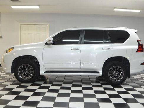 Used 2017 Lexus GX 460 Premium image 6