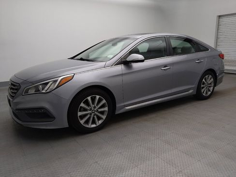 Used 2017 Hyundai Sonata Limited w/ Tech Package 03 FWD image 2