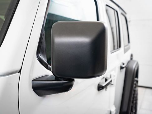 Used 2021 Jeep Wrangler Unlimited Rubicon image 13