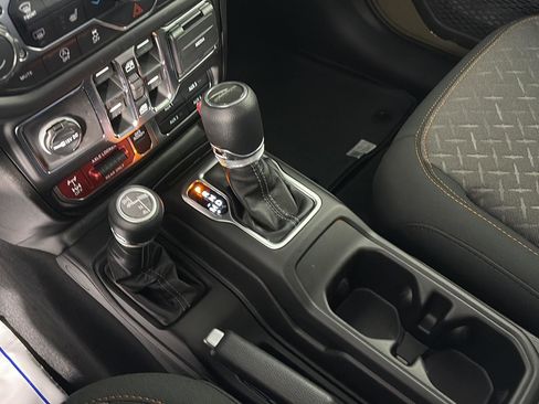 New 2026 Jeep Gladiator Mojave AWD/4WD image 13