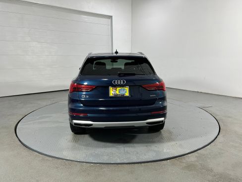 Used 2020 Audi Q3 2.0T Premium Plus w/ Premium Plus Package image 32