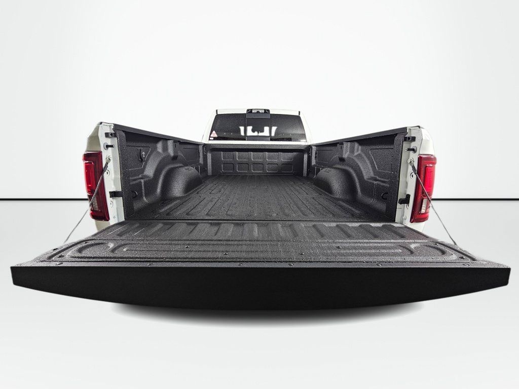 New 2026 RAM 3500 Tradesman AWD/4WD image 18