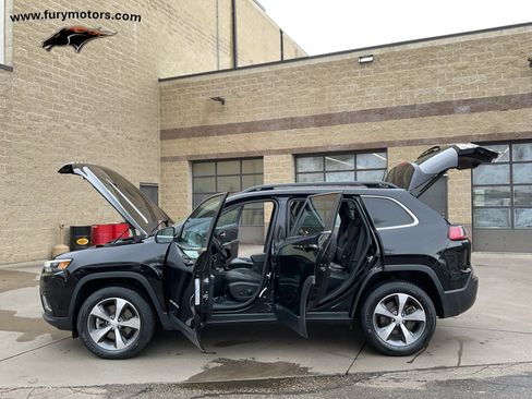 Used 2022 Jeep Cherokee Limited image 37