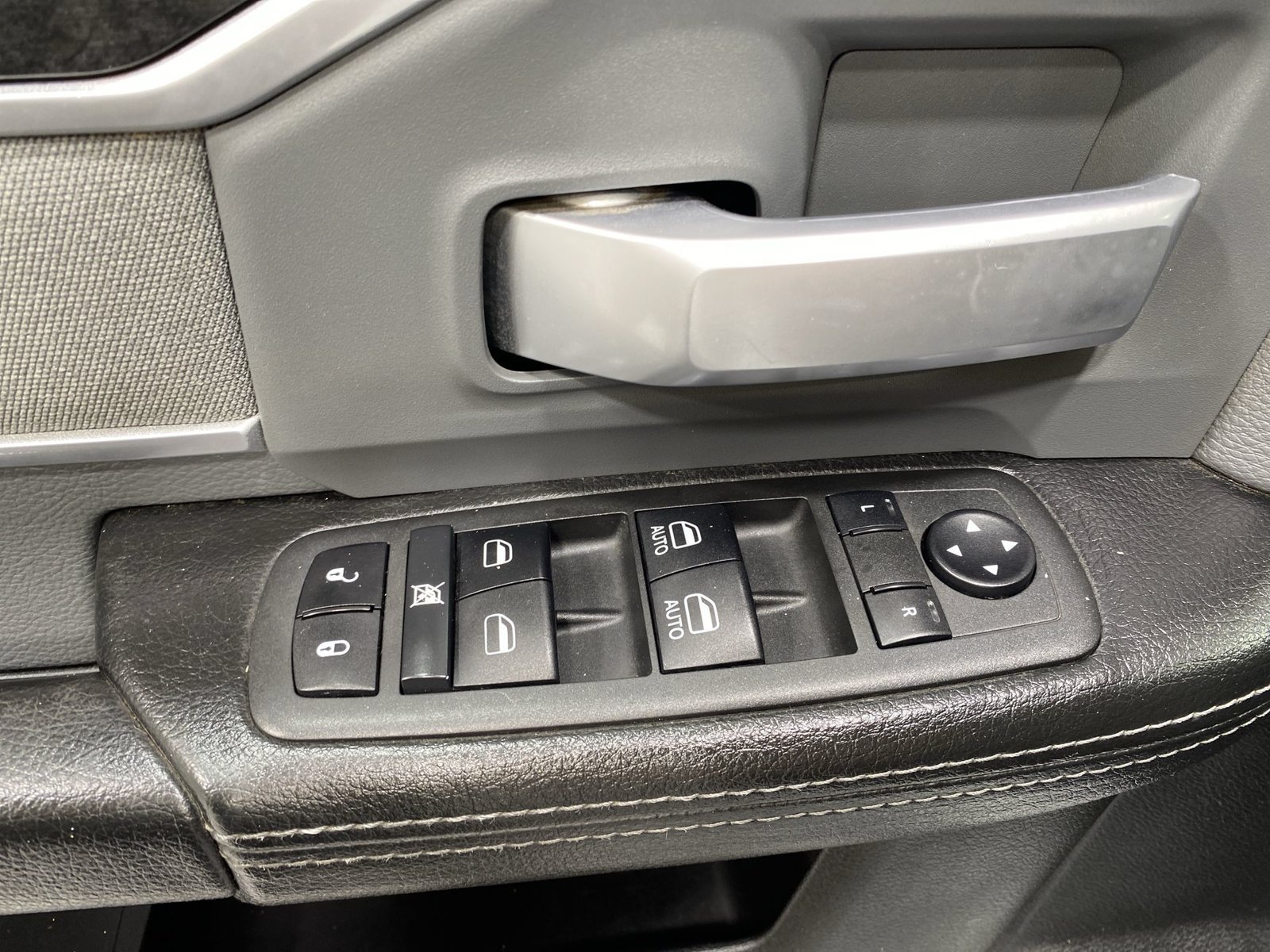 Used 2022 RAM 2500 Big Horn AWD/4WD image 13