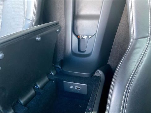 Certified 2024 Chevrolet Corvette Stingray Preferred Cpe image 33