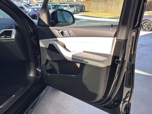 Certified 2024 BMW X5 sDrive40i w/ M Sport Package image 12