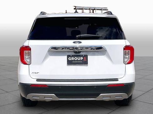 Used 2022 Ford Explorer XLT w/ Equipment Group 202A RWD image 7