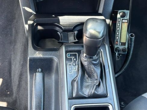 Used 2021 Toyota Tacoma TRD Off-Road w/ Technology Package AWD/4WD image 16