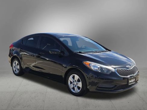 Used 2015 Kia Forte LX image 8