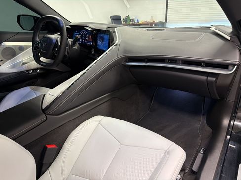 Used 2024 Chevrolet Corvette Z06 RWD image 29