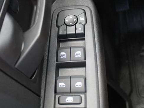 New 2026 RAM 4500 Tradesman w/ Chrome Appearance Group AWD/4WD image 13