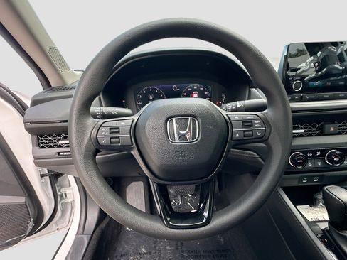New 2025 Honda Accord SE image 8