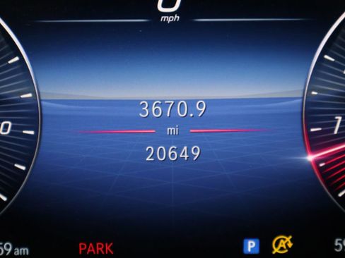 Used 2025 Mercedes-Benz GLE 350 4MATIC image 33